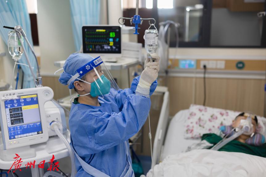 广州新冠感染疫情已达峰，预计春节前进入流行尾期